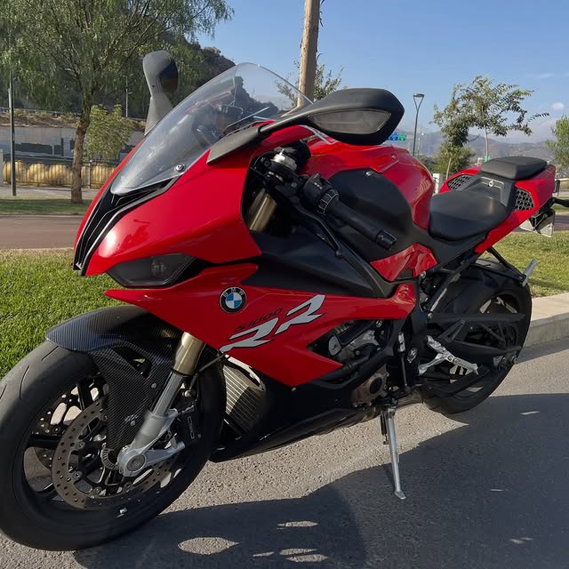 BMW S1000RR 2021 vendida
